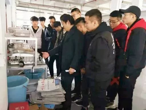 實訓(xùn)教學(xué)工作是職業(yè)教育的重點(圖1)